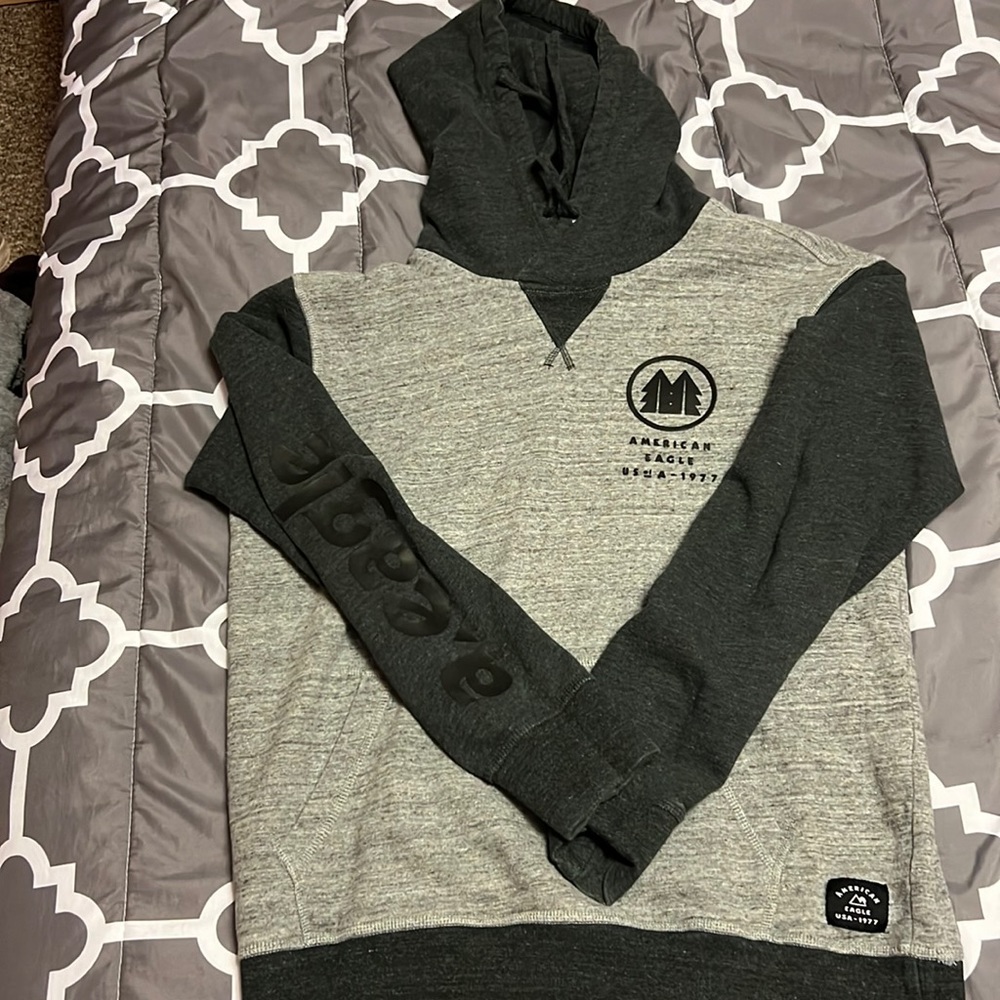 American Eagle Grey Hoodie